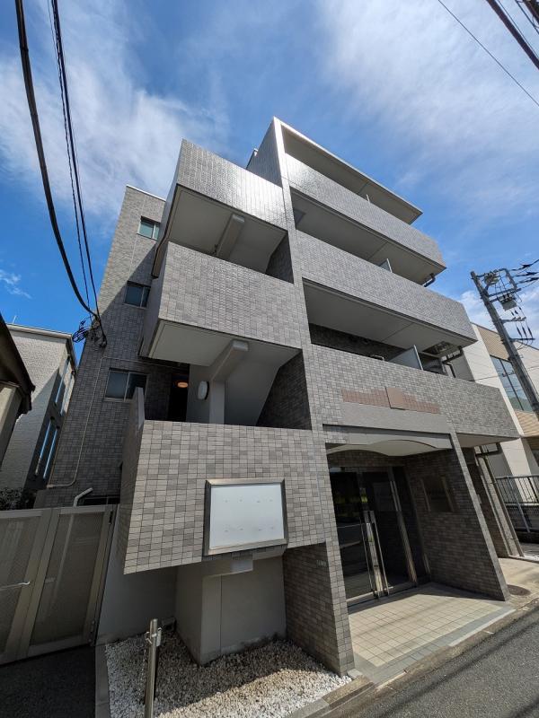 プラティーク馬事公苑(E-180)3階 外観