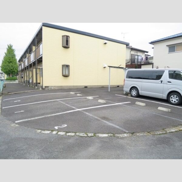 パークハイツ相川 駐車場