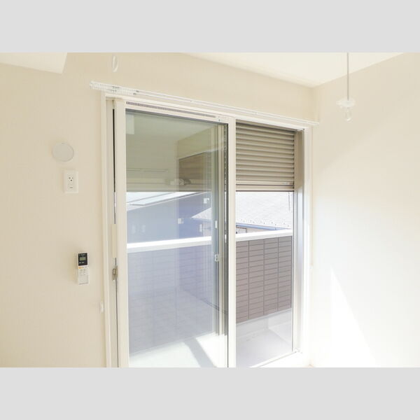 ベルクレスト301号室 シャッター雨戸