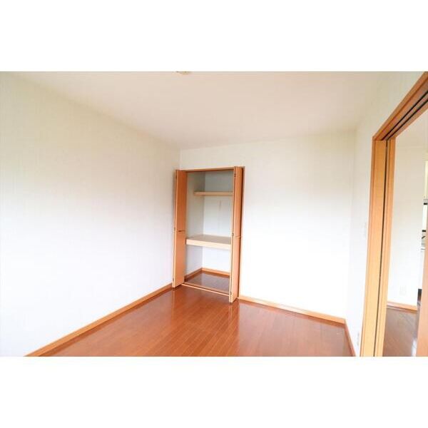 ガーデンコートK102号室 リビング