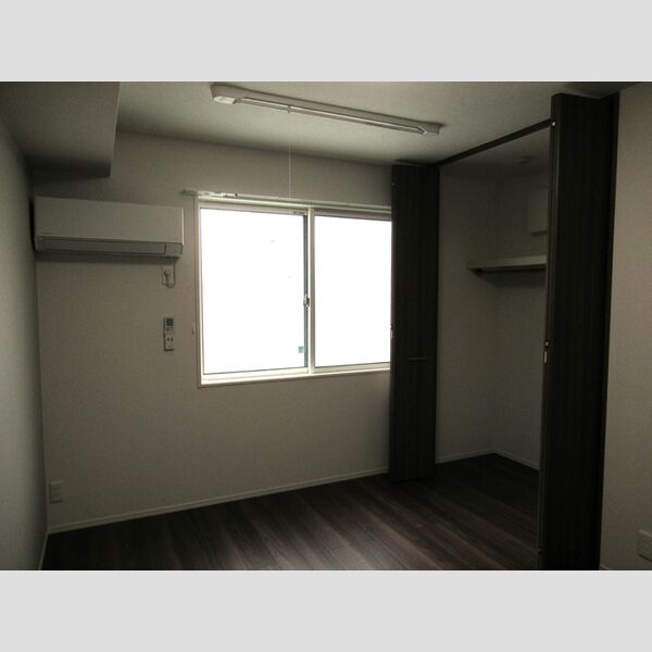 N・D-ROOM IIDACHOU　A棟103号室 洋室