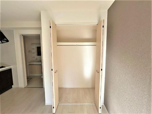 エマーソン上星川102号室 収納