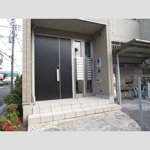 VILLETTA TOKYO BAY オートロック付きエントランス