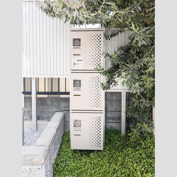 コリーヌヴェール上小303号室 周辺