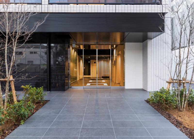 ジェノヴィア南千住Ⅲスカイガーデン エントランス