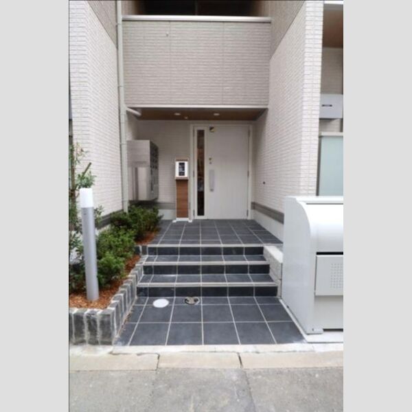 グラナーデ西瑞江Ⅱ エントランス