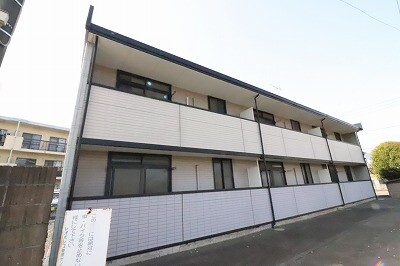 NSファミリアの外観画像