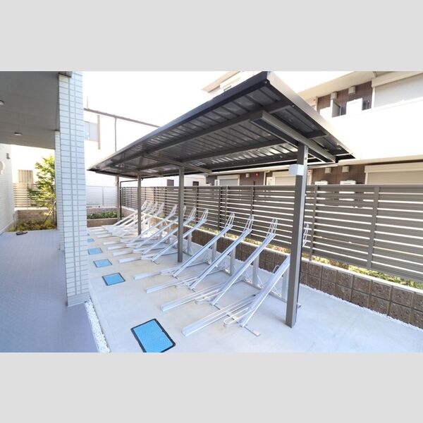 クレールK203号室 駐輪場