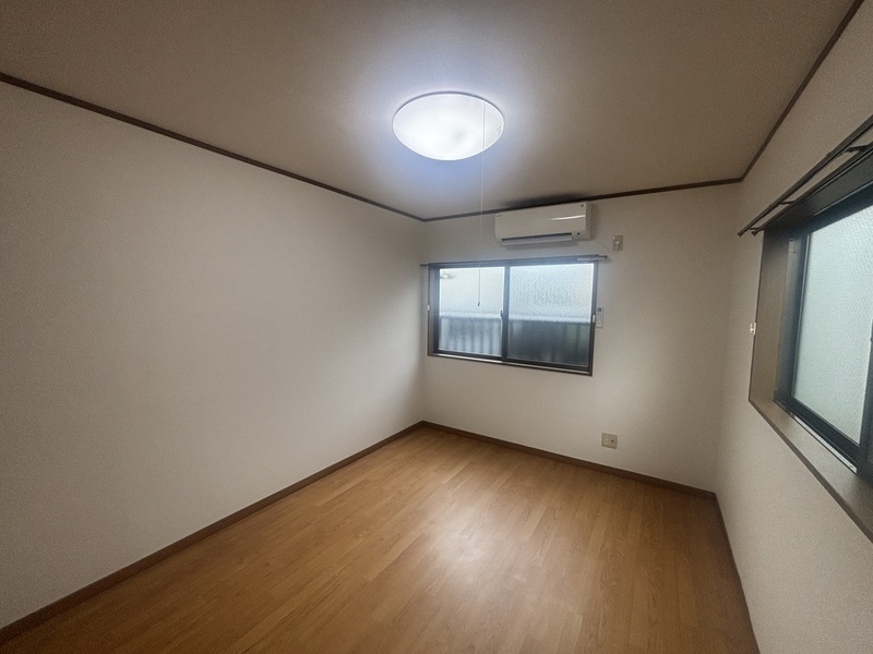 ドエル春日 寝室