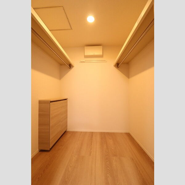 エーデル カーサ305号室 収納