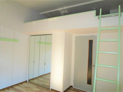 デルニエワコーII 内観