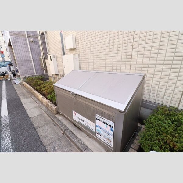 SHININ'DAYS 石神井台 敷地内ゴミBOX