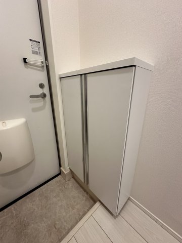 ヒルズ横浜山手 玄関