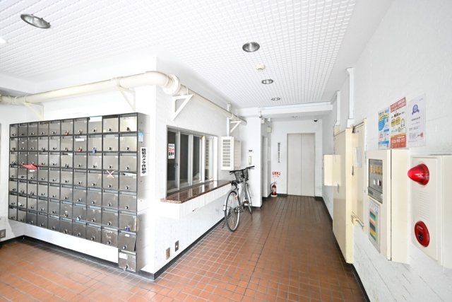 スカイコート川崎第210階 エントランス