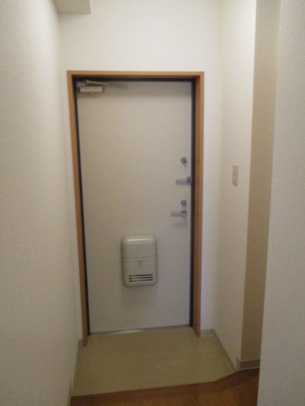 コンフォータブル5階 玄関