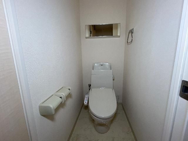 レフィナードＮ．Ｋ00307号室 シャワー付きトイレ