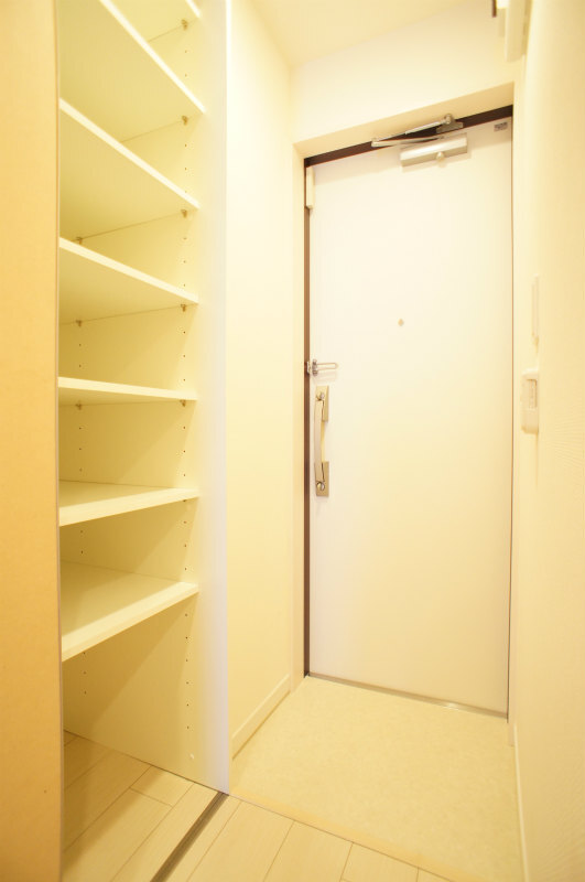 リブリ・Eminence小向2階 収納