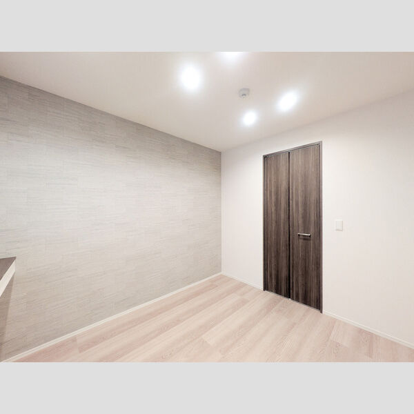 ノーブルヴィラ曙町103号室 洋室