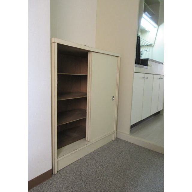 スプリングハイツ弥生2階 内観