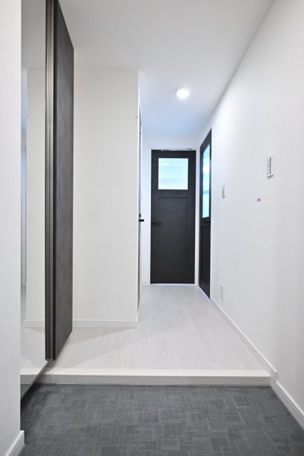 ＥＳ－Ｇｒａｎｄｅ東中野2階 玄関