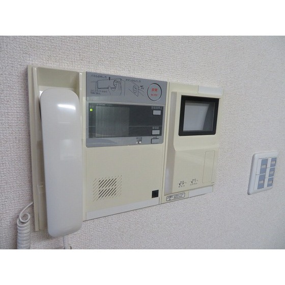 センチュリー横浜・関内1106号室 モニターホン