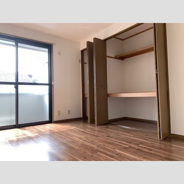 リヴェールコート　A/B/C/D/E 洋室