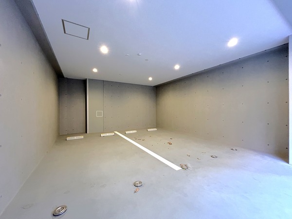 THE PALMS三鷹Ⅰ 駐車場