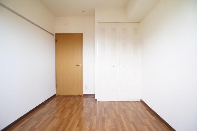 グランドゥール八千代 おしゃれなリビングです