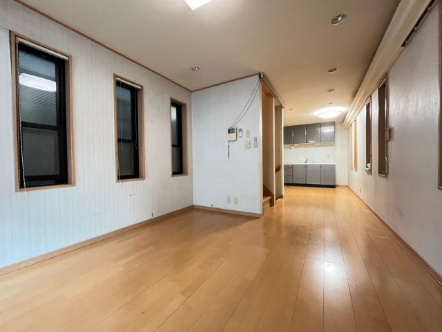 大塚5丁目戸建 内観