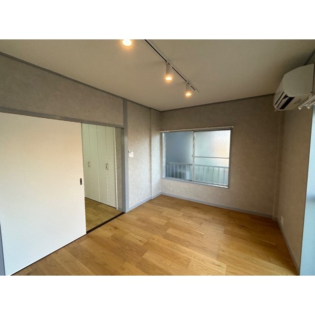 イワモトビル　ホワイトコーポラス リビング