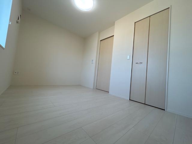 ロイヤルⅠ 寝室