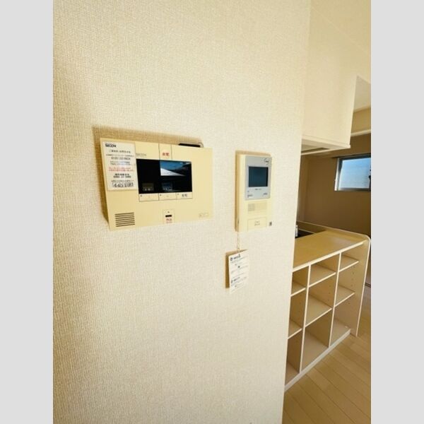 エレガントヴィラ206号室 SECOMのセキュリティシステム