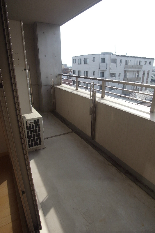 フェリーチェ バルコニー