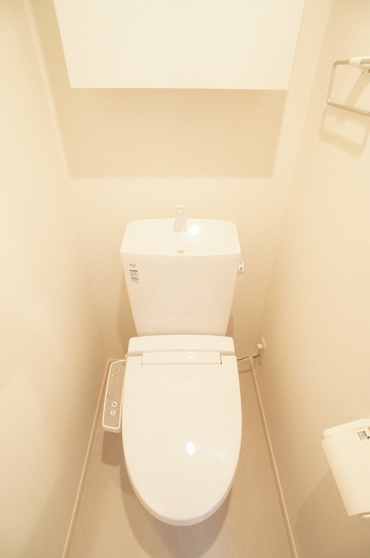 リブリ・三ツ境2階 トイレ