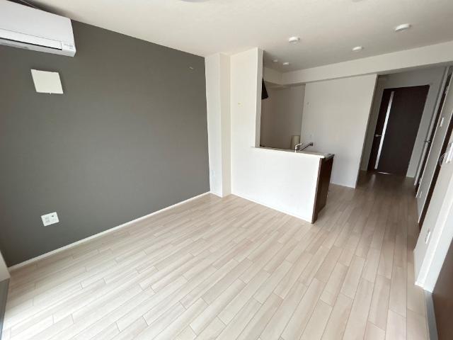 キャメロット八王子106号室 リビング