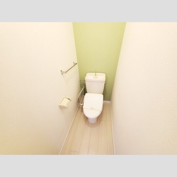 メゾンドール　弐番館 トイレには快適な温水洗浄便座付