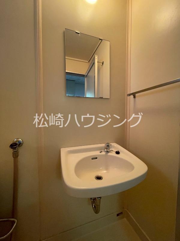 ホワイトヴィラ2階 洗面