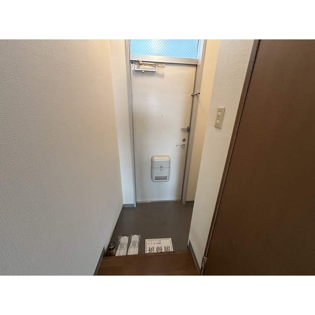 白石ビル307号室 玄関