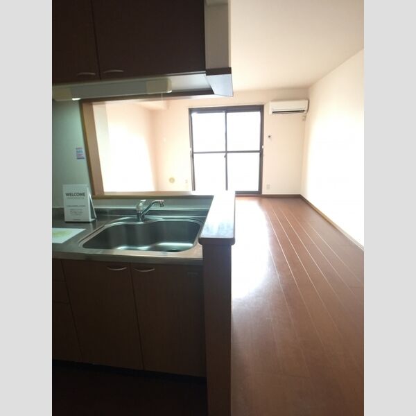 エスポワールイノウエⅡ103号室 LDK(13.5帖)