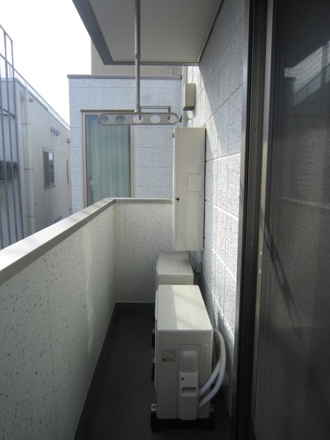 ロイヤル藤沢0301号室 バルコニー