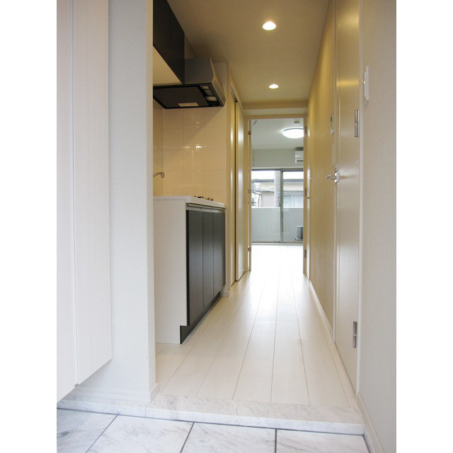 プレール・ドゥーク中野江原町 玄関