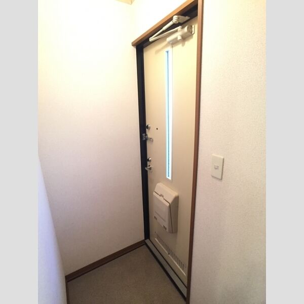 キャッスルハウス101号室 玄関内側