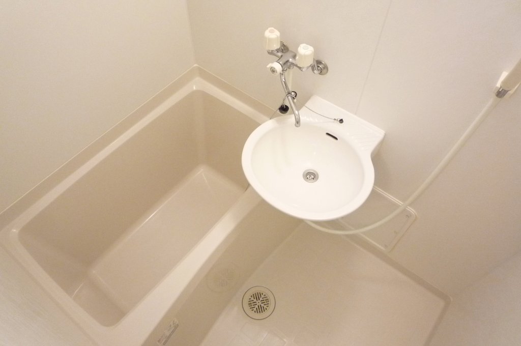 レオパレスアフロディーテ 浴室換気乾燥機付き