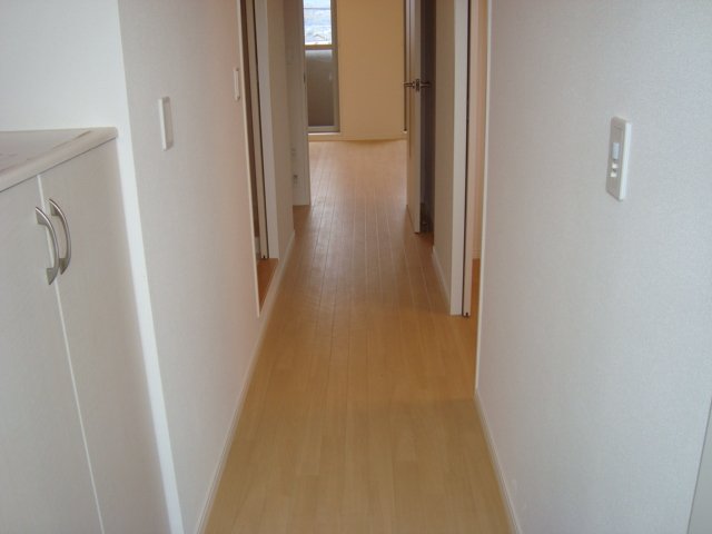 レフィナードＮ．Ｋ00105号室 廊下