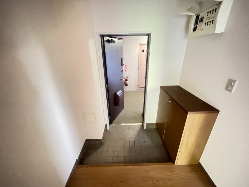 モーニングパーク朝霞 玄関