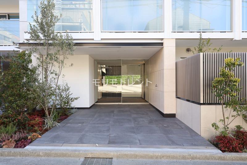 イプセ白金台 エントランス