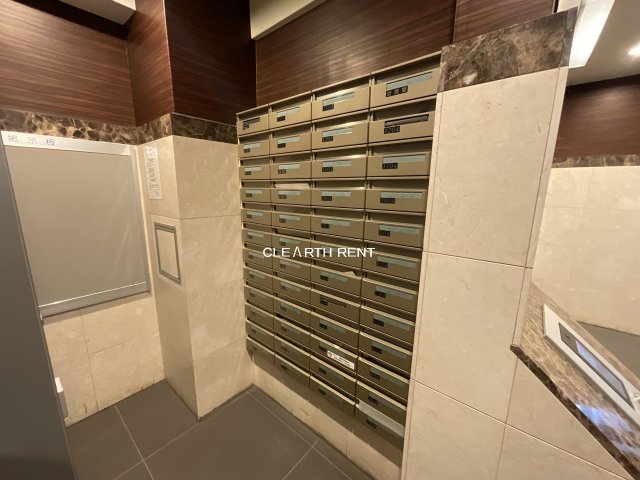 コンシェリアＲ 四谷3階 宅配BOX・メールボックス