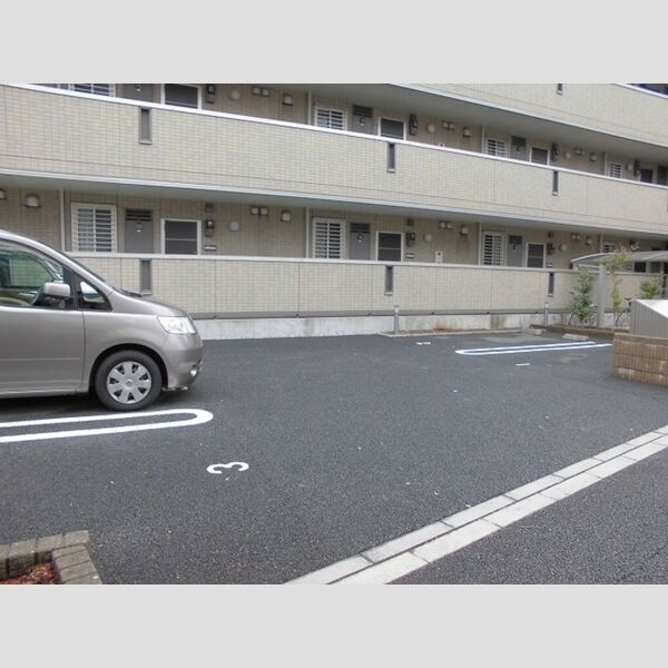 グランフィールド松江Ⅱ 駐車場