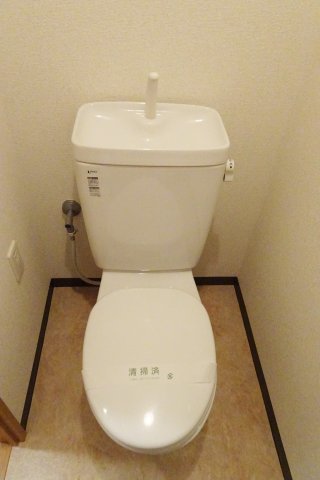 フェヴリエ白百合0105号室 ※別号室の参考写真です(現況優先・仕様違いの場合あり)