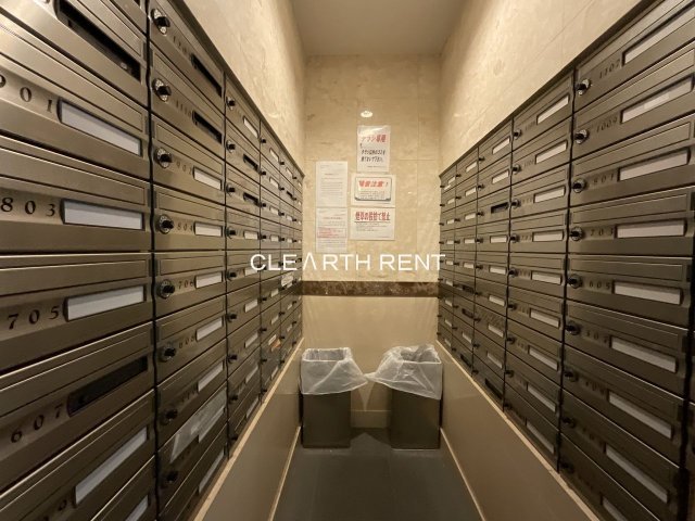 パレステュディオ南麻布4階 メールボックス